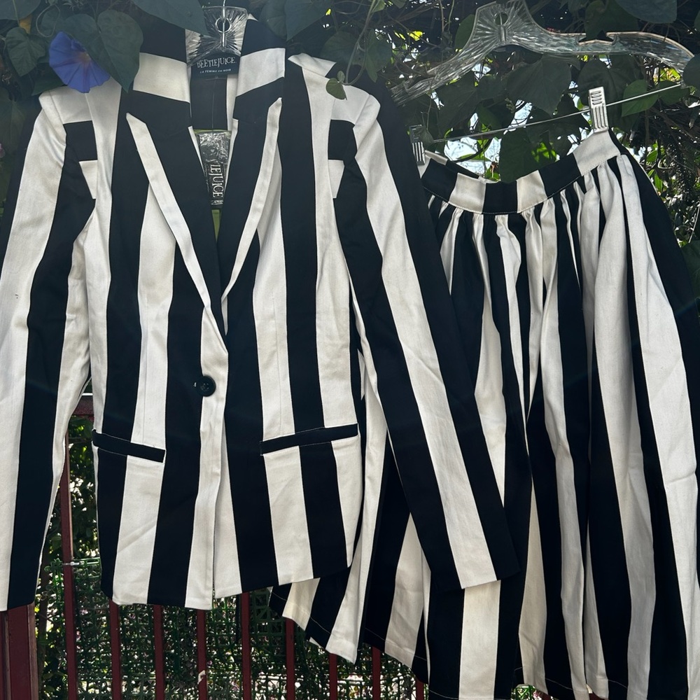 Vixen & LaFemme En Noir Beetlejuice Set  Size Small NWT